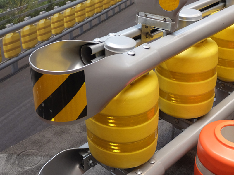 Traffic Safety Roller Drum Guardrail